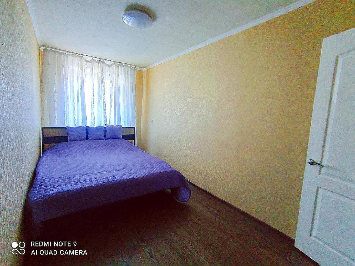 Центр Автовокзал 2 Кв Apartaments ドニプロペトロウシク エクステリア 写真