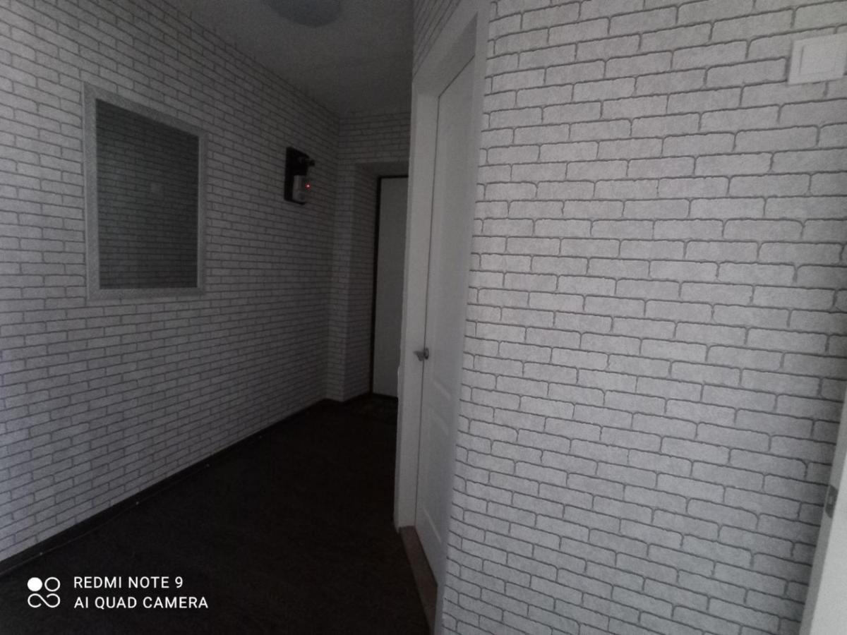 Центр Автовокзал 2 Кв Apartaments ドニプロペトロウシク エクステリア 写真